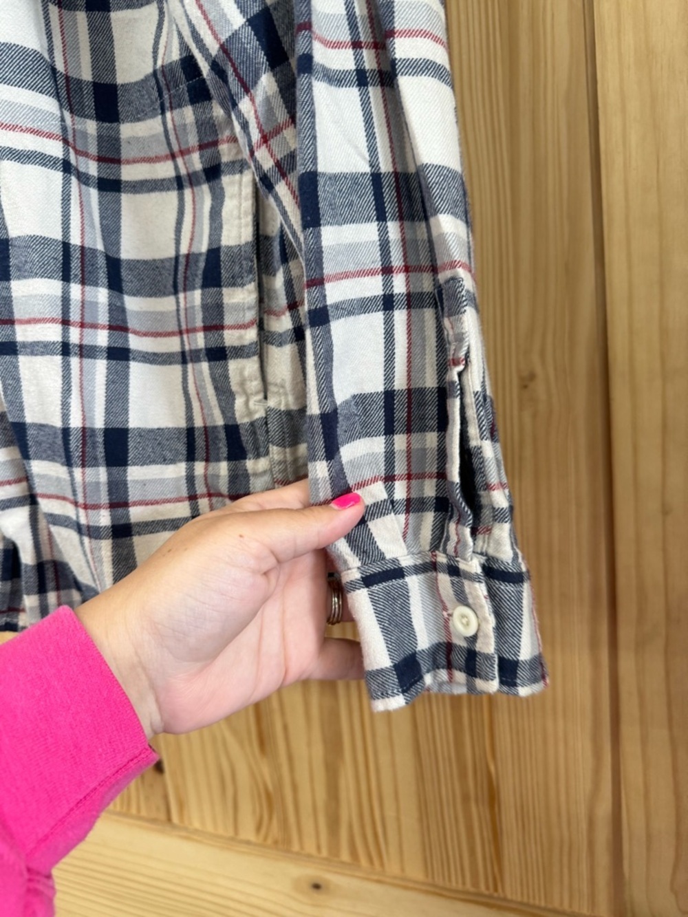 Men's Hooded Flannel Shirt - White/Navy Plaid - Picture 3 of 6